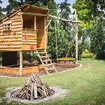 In Niedergurig Mit Grill- Sauna Und Gart By Interhome Malschwitz