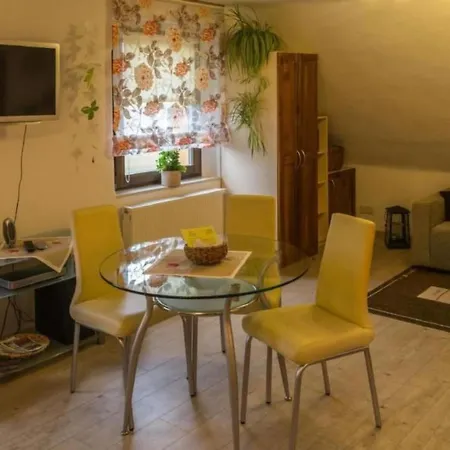 In Niedergurig Mit Grill- Sauna Und Gart By Interhome