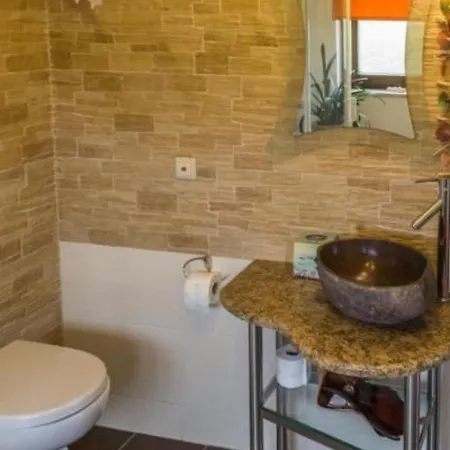 Apartamento In Niedergurig Mit Grill- Sauna Und Gart By Interhome Malschwitz