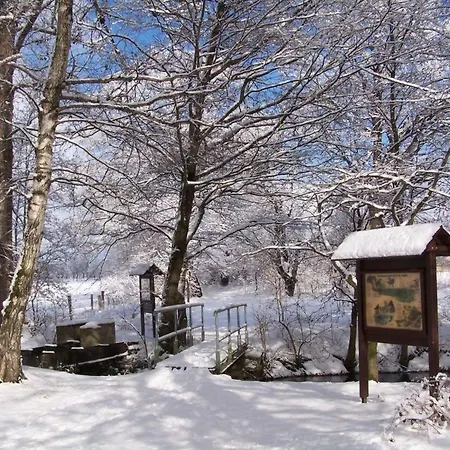 In Niedergurig Mit Grill- Sauna Und Gart By Interhome Apartamento Malschwitz