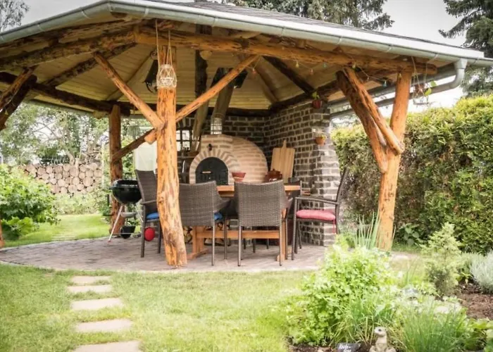 In Niedergurig Mit Grill- Sauna Und Gart By Interhome Apartman